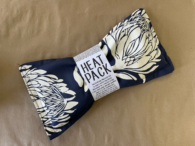 Stowe & So Heat Pack - King Protea Cream on Airforce